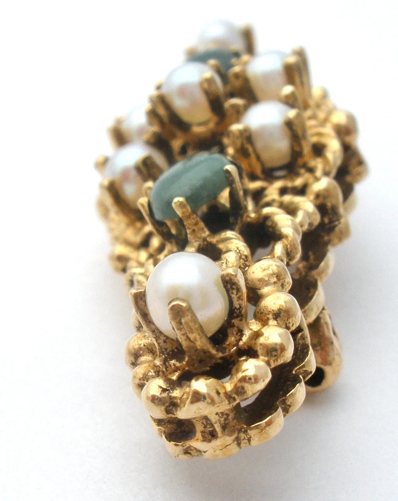 14K Gold Pearl & Jade Bar Pin Brooch