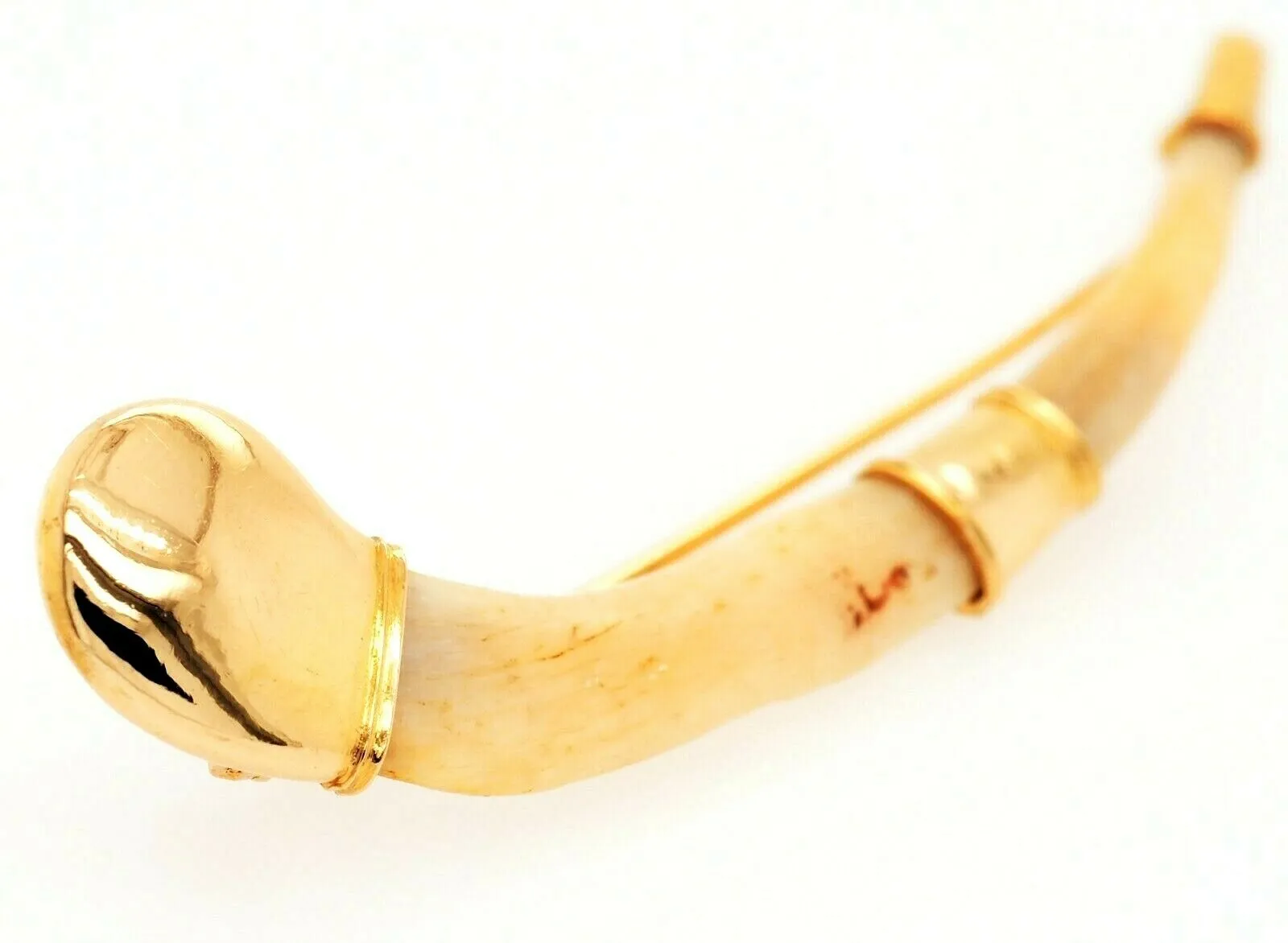 18ct Yellow Gold Curved Boar Tusk Brooch