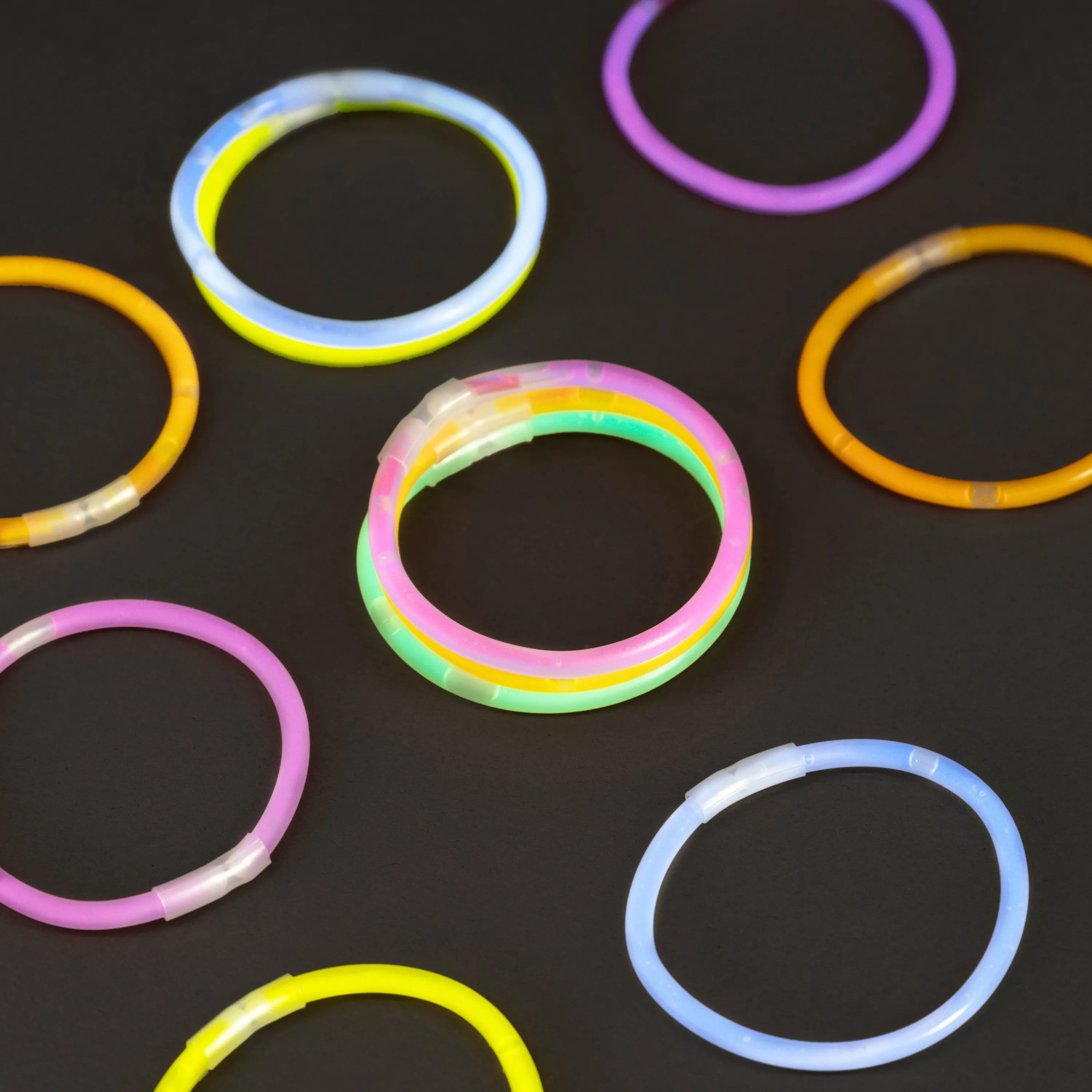 8 Inch Premium Glow Stick Bracelets