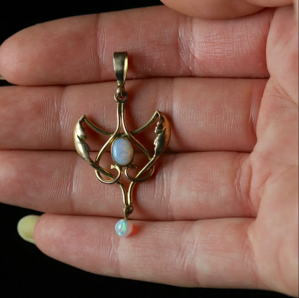 Antique Victorian Opal Pendant 9Ct Gold Circa 1900