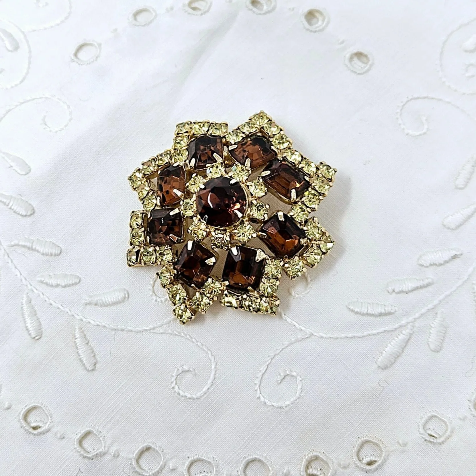 Brooch / Pin, Large Amber & Citrine Rhinestones, Prong Set, Gold Tone, Vintage