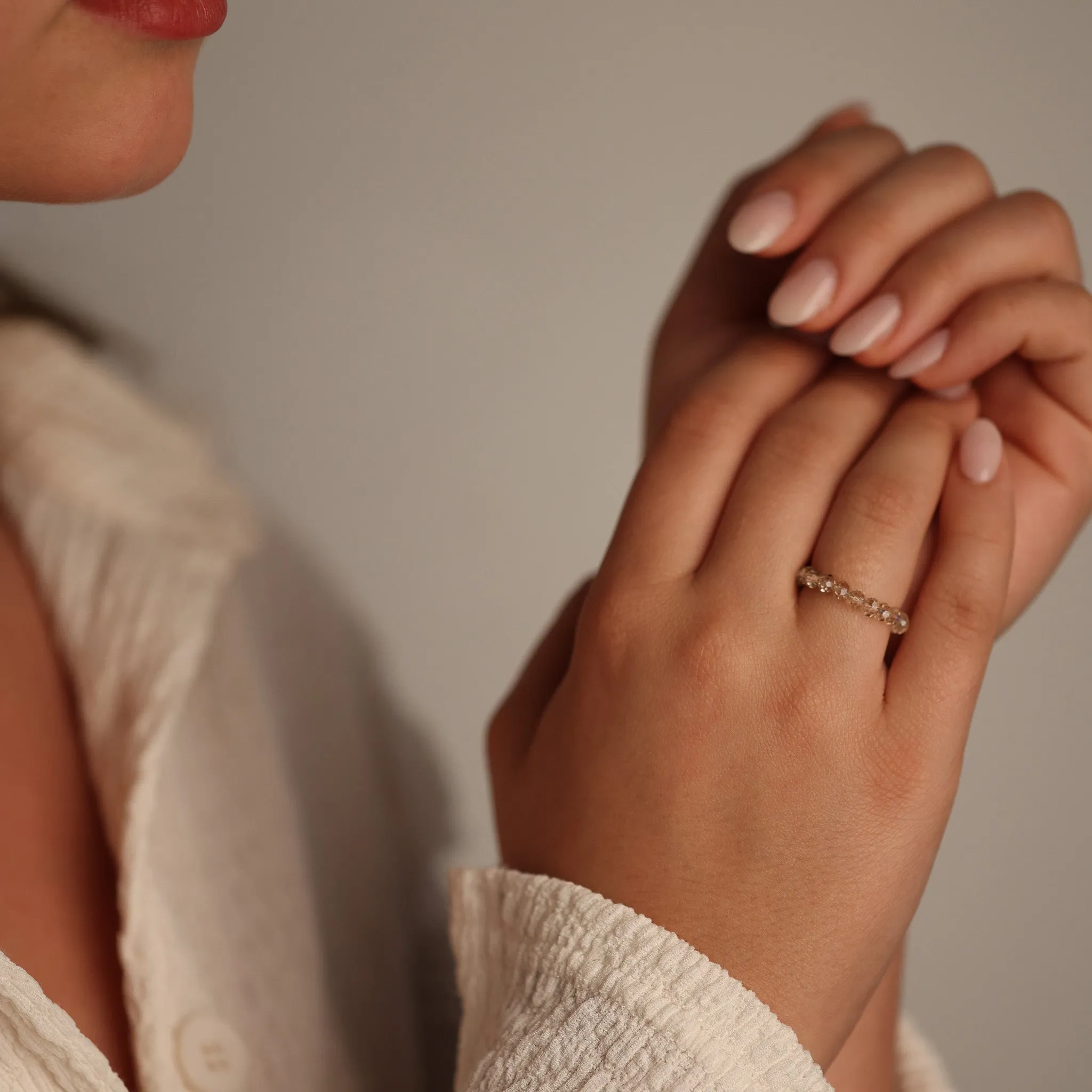 EARTHSTONE STRETCH RING - CHAMPAGNE CRYSTAL