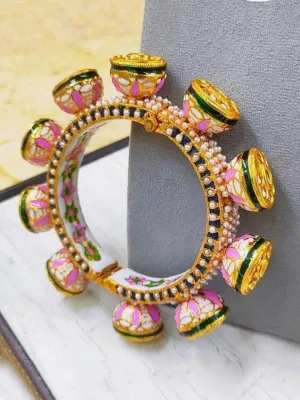 Gulabi Handcrafted Meenakari Bangle