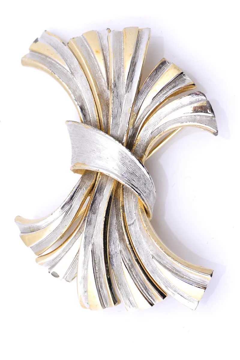 Kramer Vintage Brooch 1960s Silver and Gold Tone