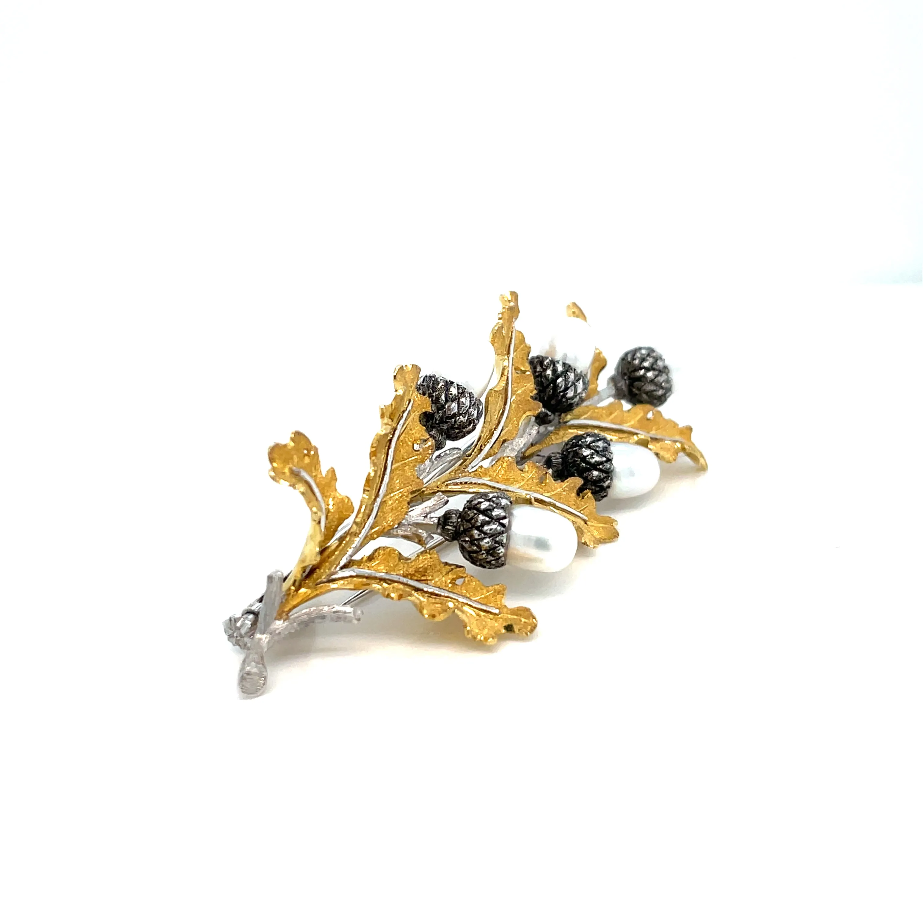 Mario Buccellati Pearls Floral Design Gold Brooch