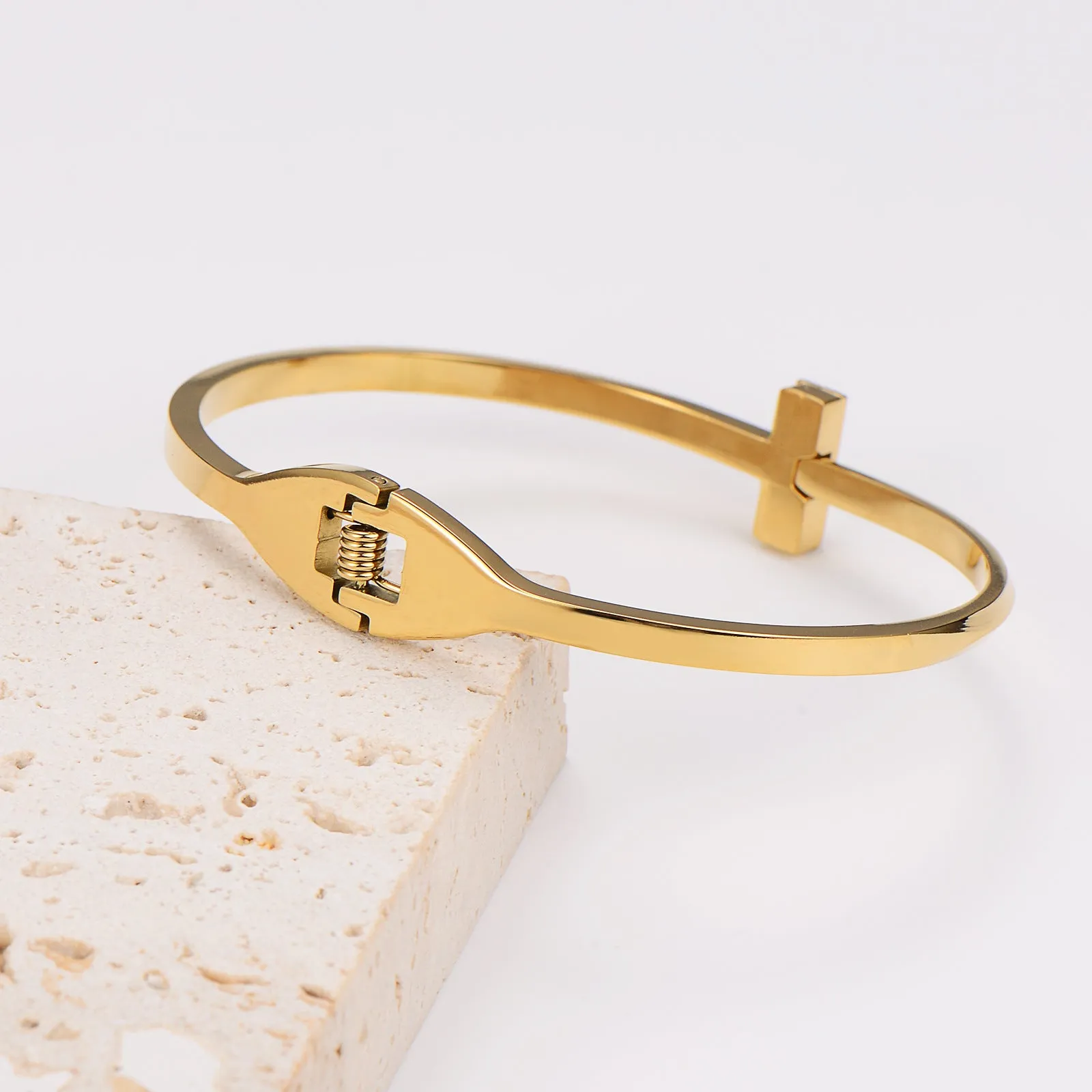 Minimalist Square Stainless Steel Electroplating Bangles