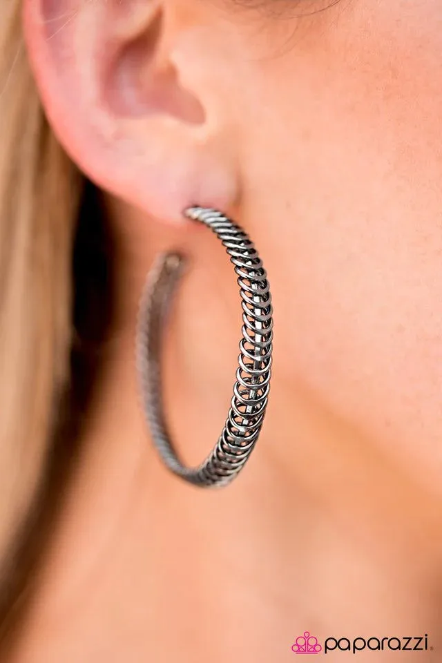 Paparazzi Earring ~ Wind It Up! - Black