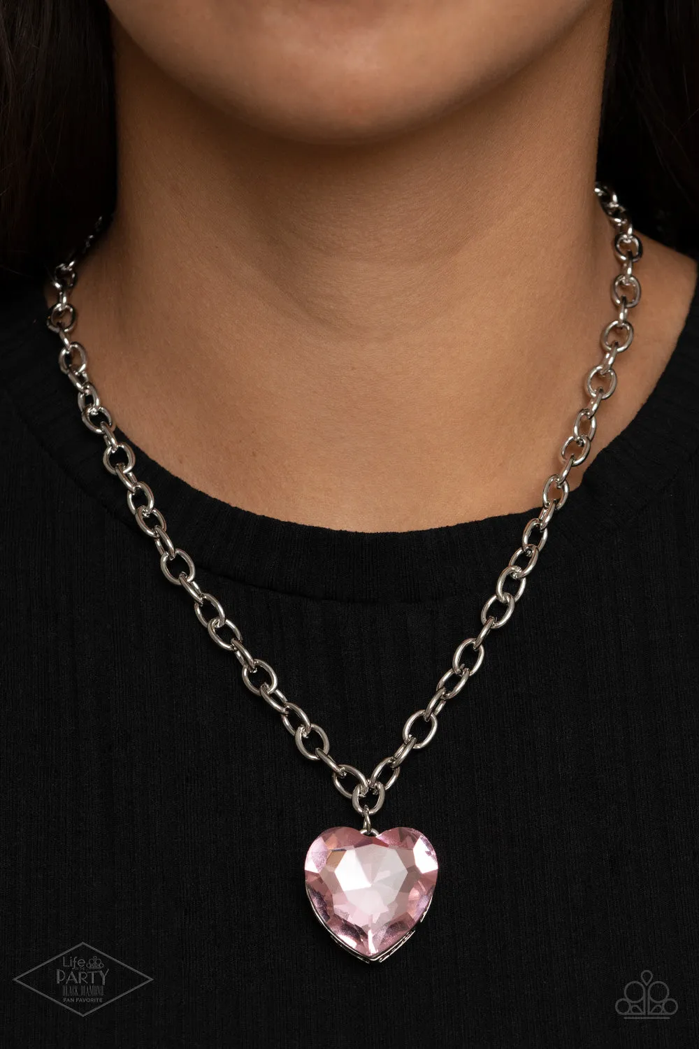 Paparazzi Necklace ~ Flirtatiously Flashy - Pink