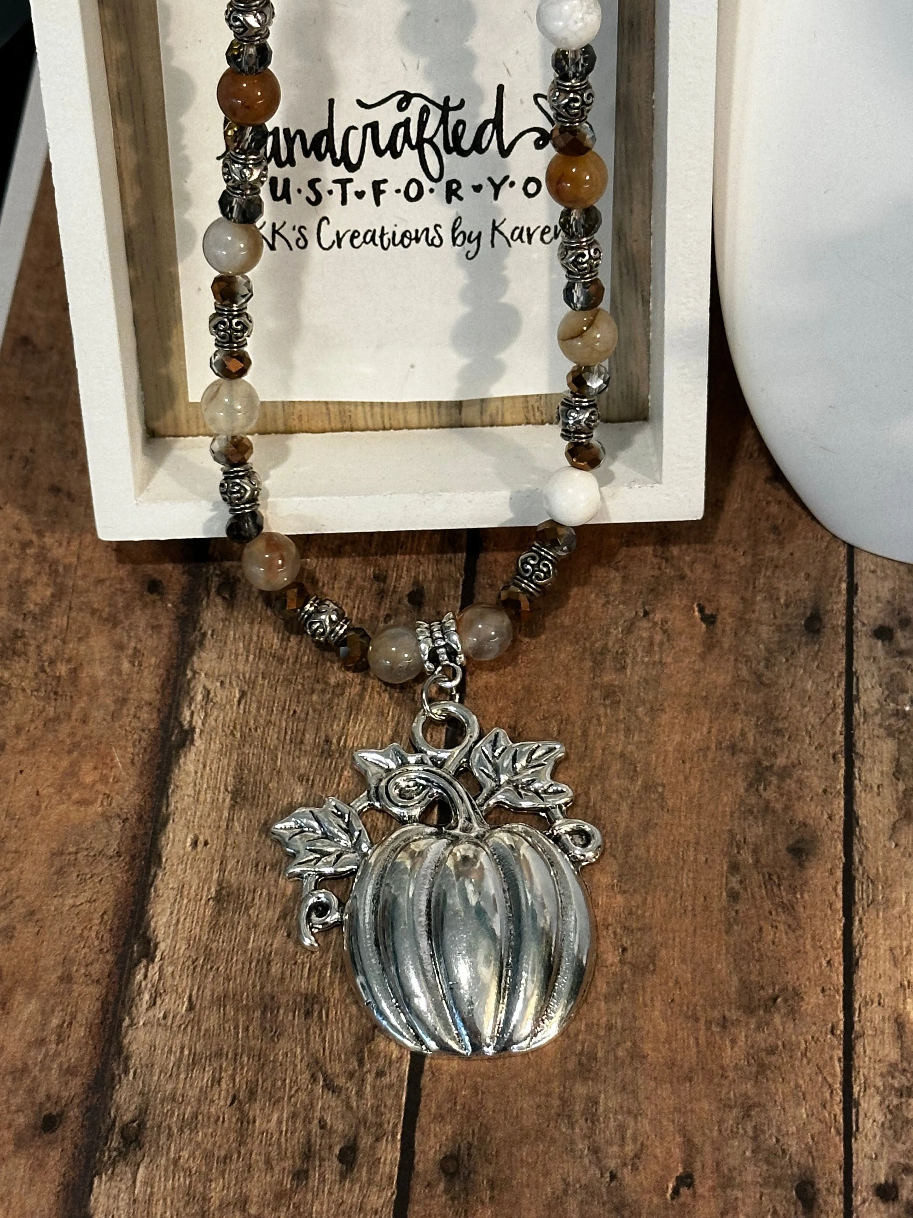 PUMPKIN Necklace (NE20)