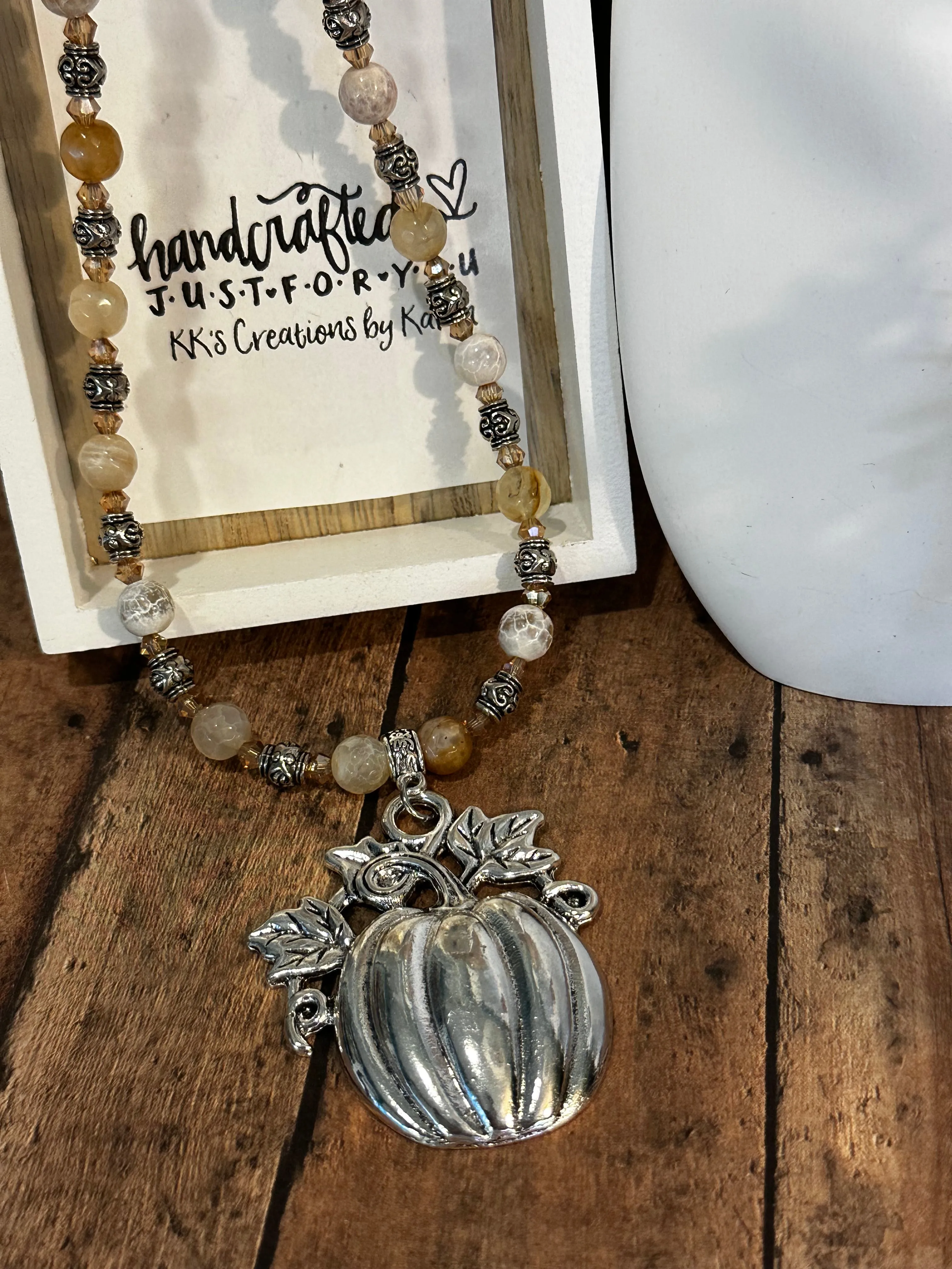 PUMPKIN Necklace (NE20)