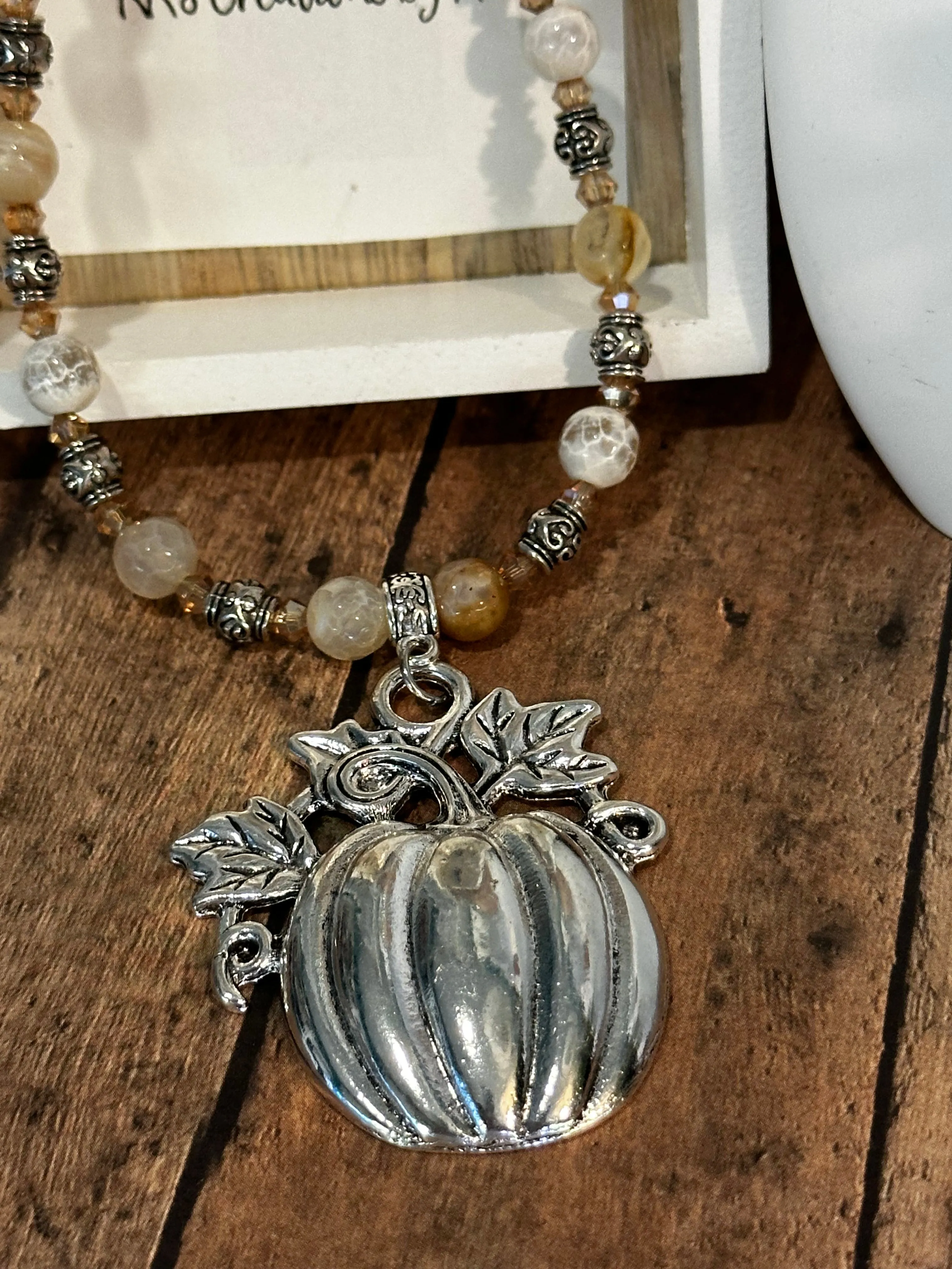 PUMPKIN Necklace (NE20)