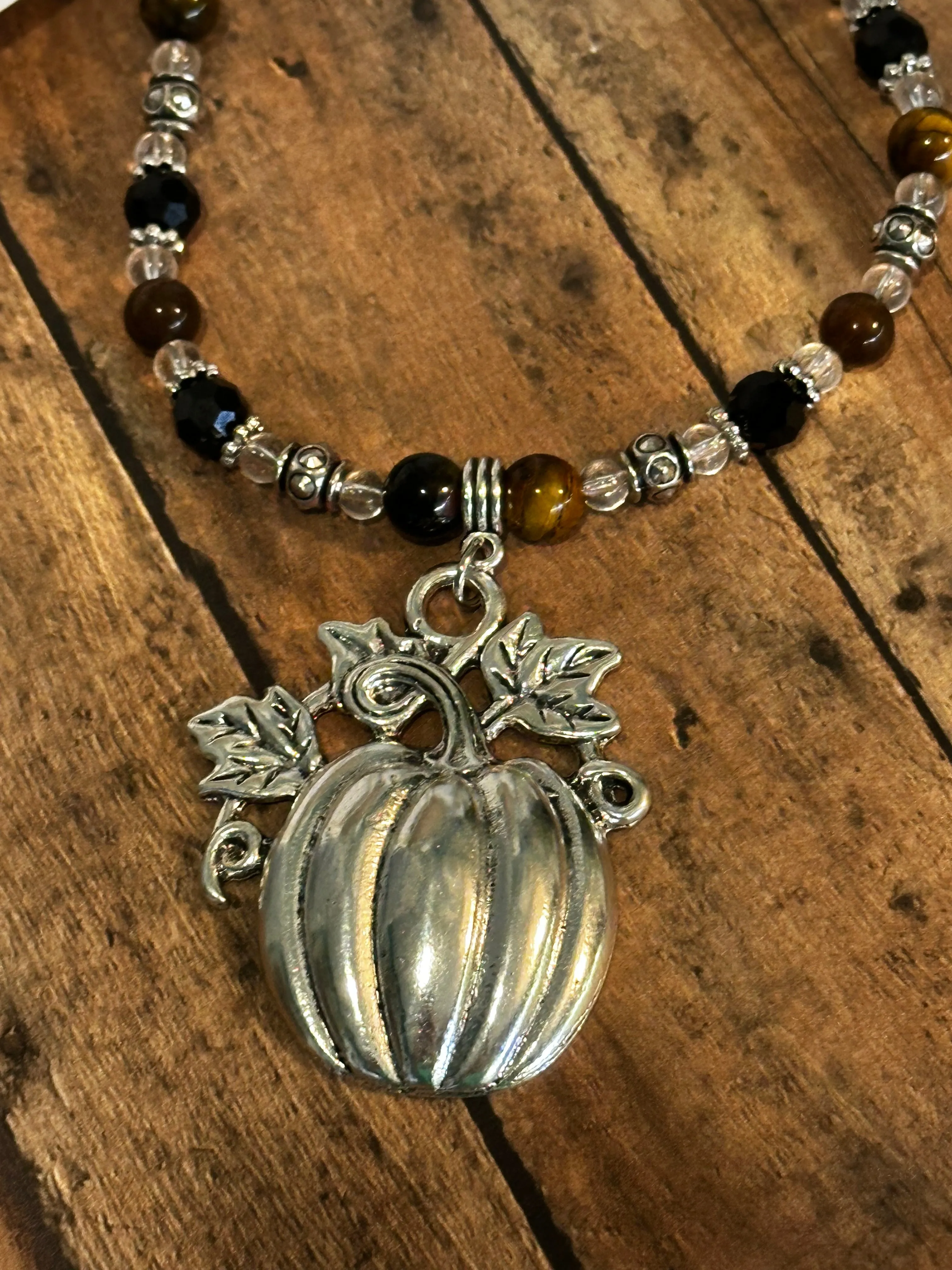 PUMPKIN Necklace (NE20)