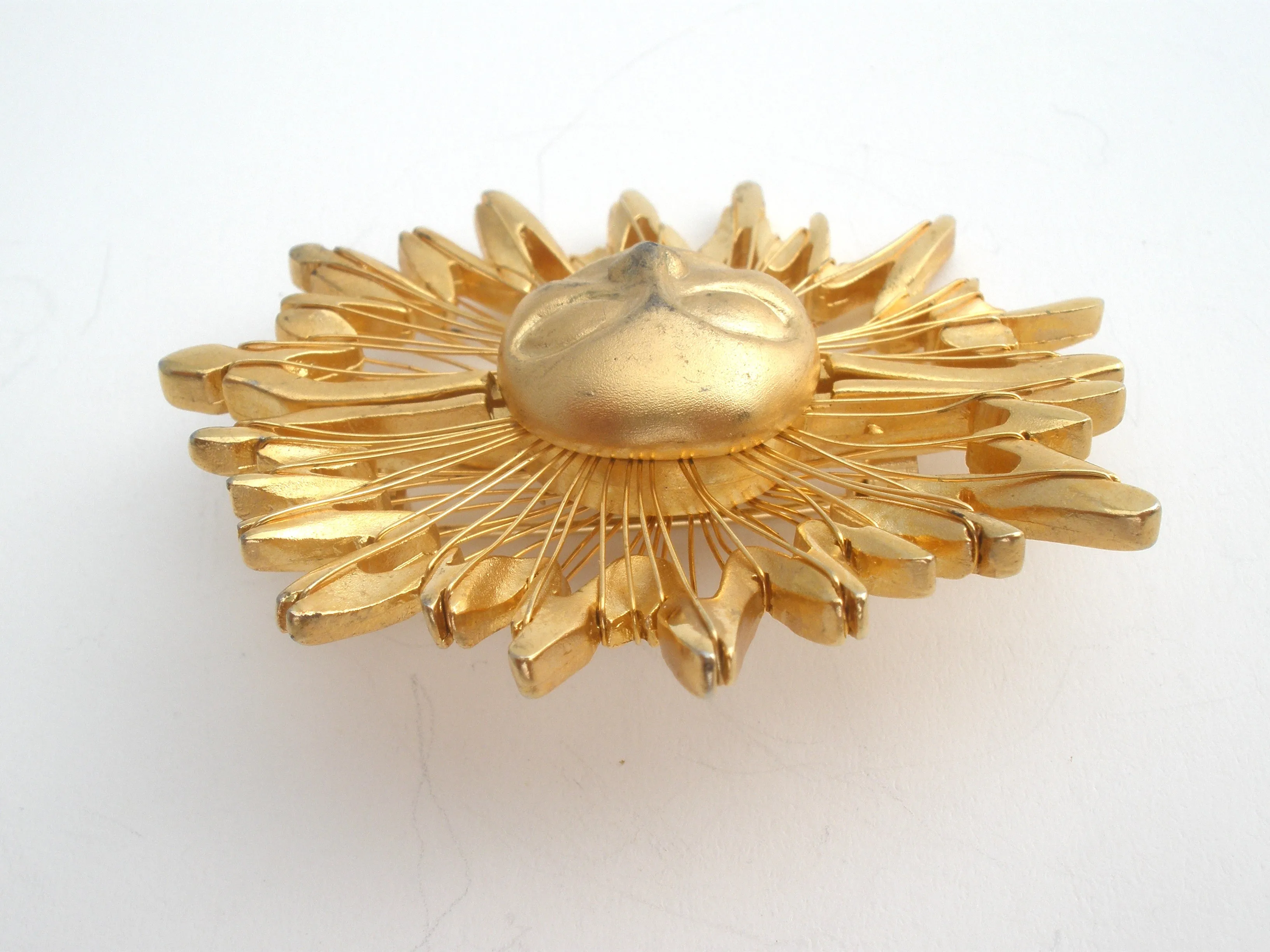 Sun Face Brooch Gold Tone Pin Vintage