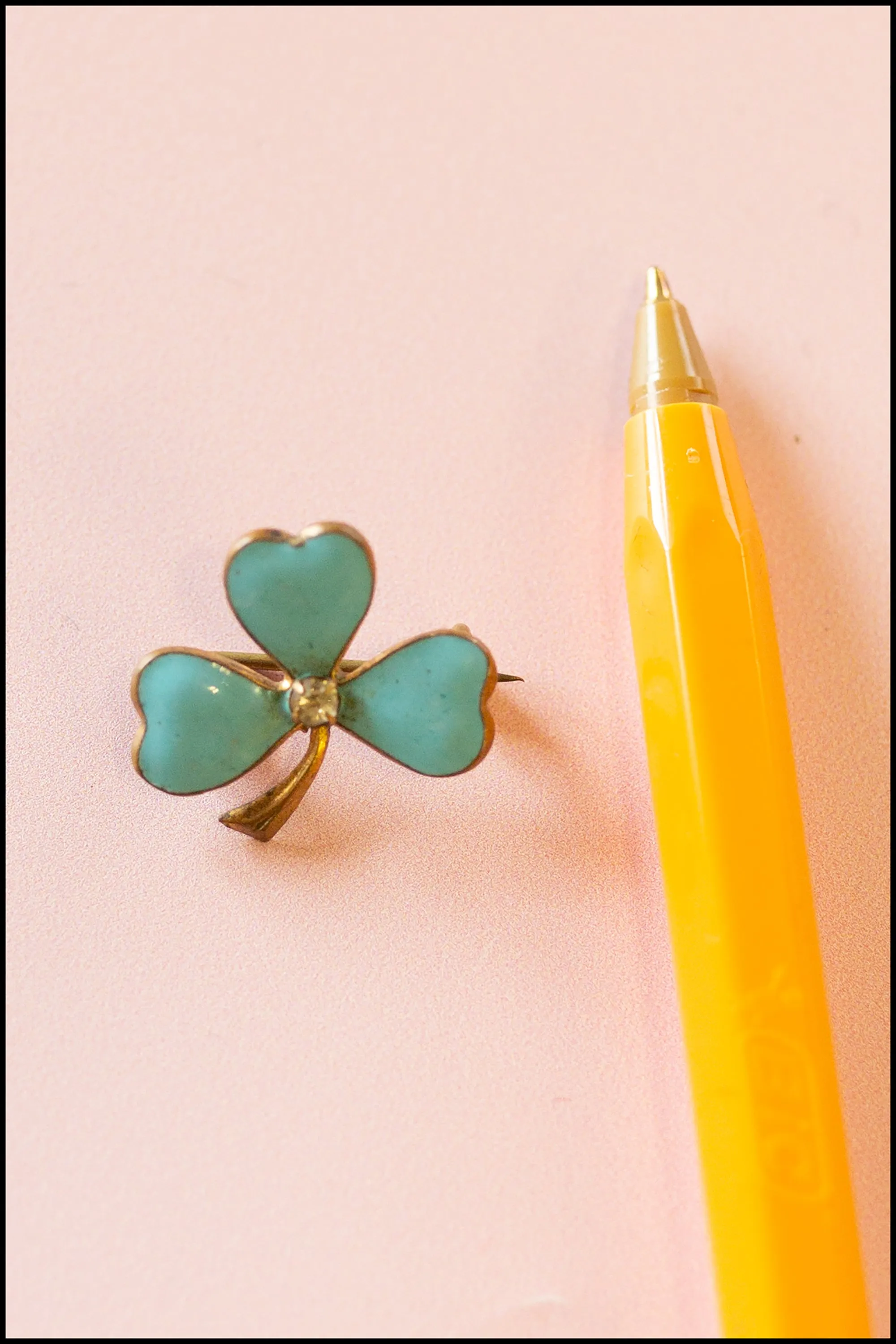 Vintage 1930s Blue Enamelled Clover Pin